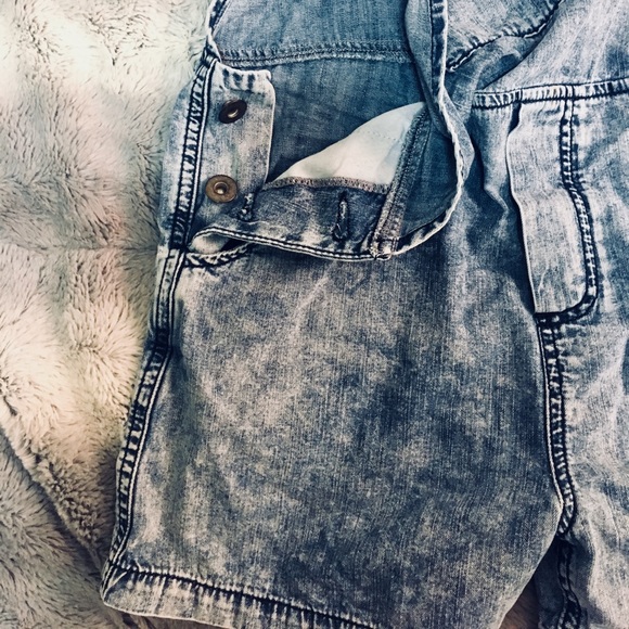 ASOS Denim Short Overalls - SOLD - Picture 4 of 6
